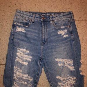 AMERICAN EAGLE Mom Jeans